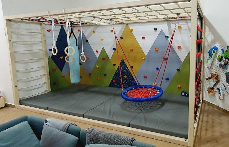 PLAY ROOM 5