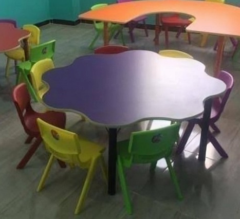 Rose table