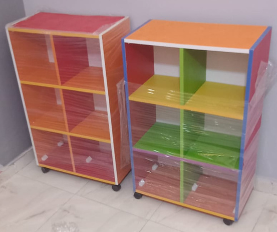 6 storage units