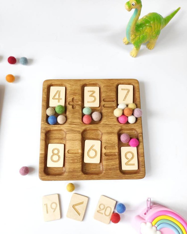 Montessori Math  reversible board with  number cards 1-20  counting board 1